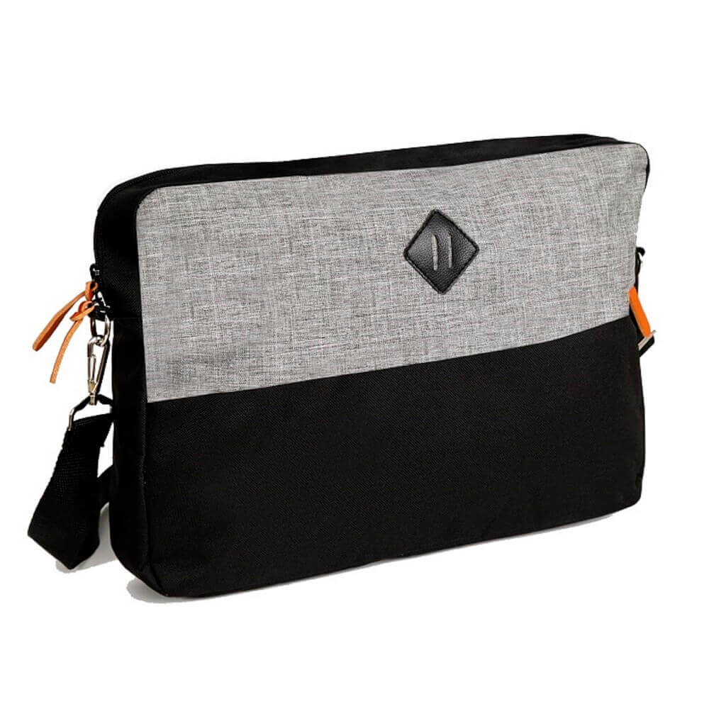 XINTIN - Giftology Essential Messenger Bag